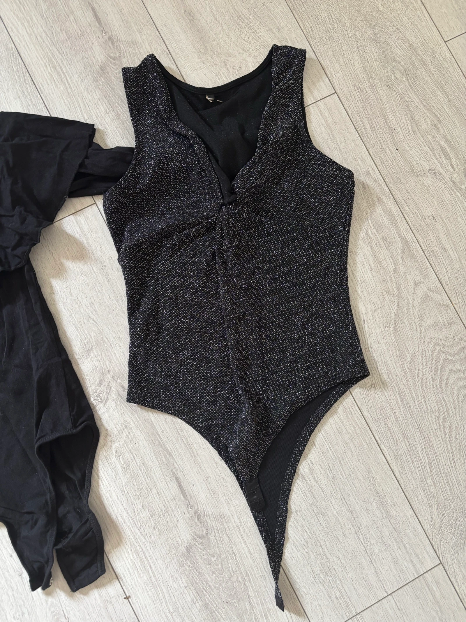 Lot 2 body's – photo 3